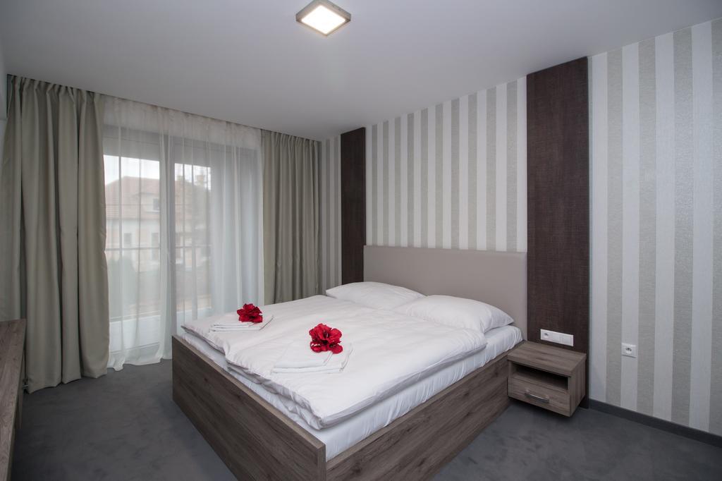 Guest House Frizzante Turčianske Teplice Kamer foto