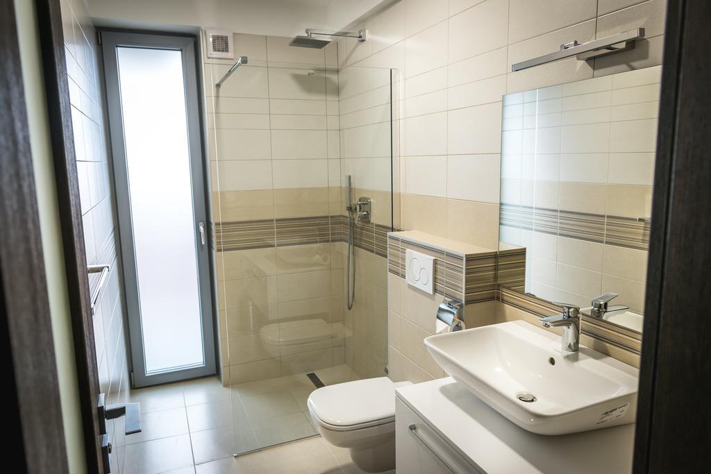 Guest House Frizzante Turčianske Teplice Buitenkant foto
