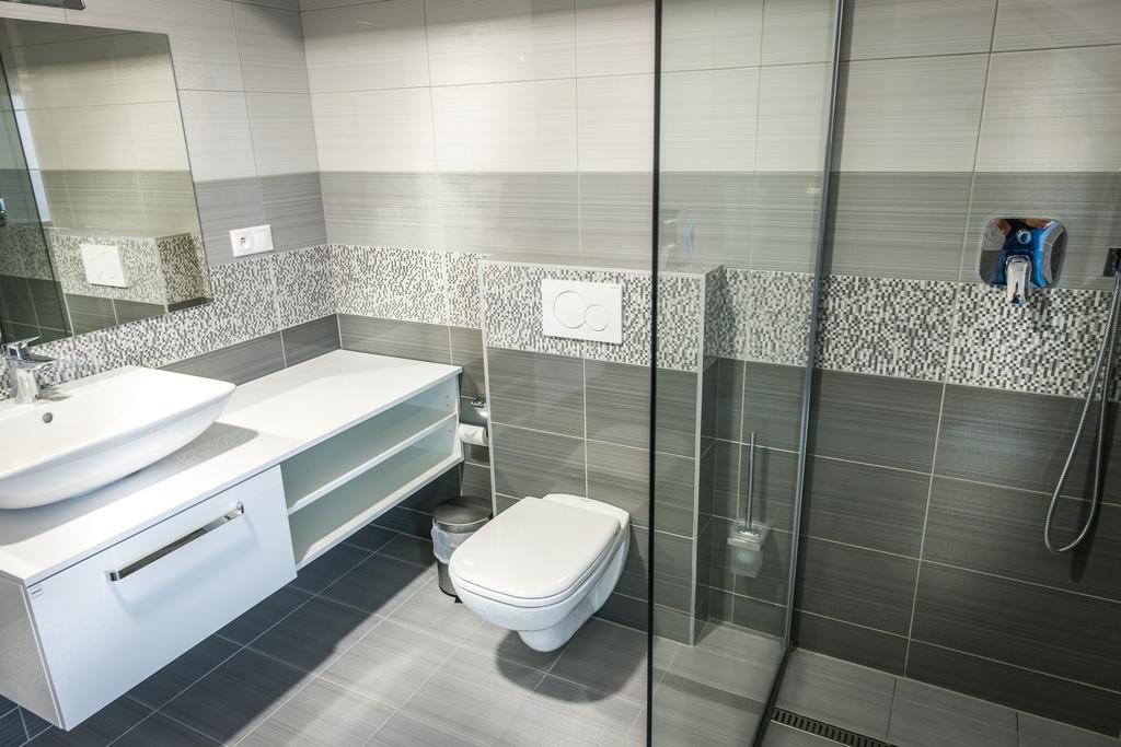 Guest House Frizzante Turčianske Teplice Buitenkant foto