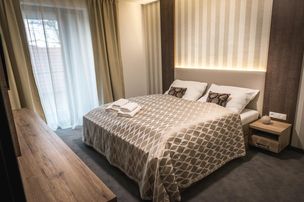 Guest House Frizzante Turčianske Teplice Buitenkant foto